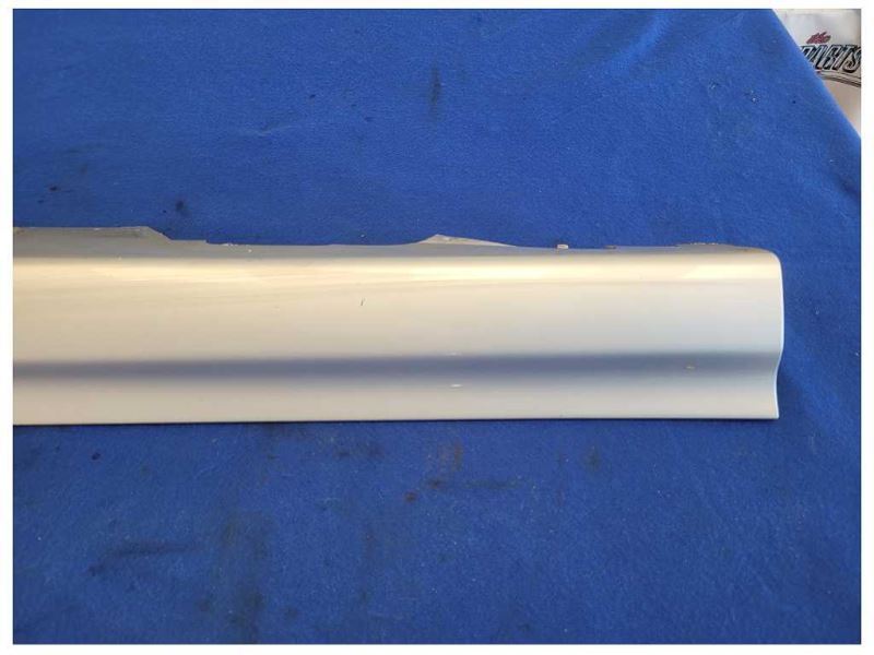 2001-2006 BMW M3 Convertible Passenger Lower Rocker Panel *Scuffs* Silver 2451 - The Parts Farm