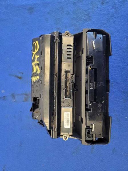 2001-2006 BMW M3 Convertible Front Dash Compartment Storage *Scuffs* 2451 - The Parts Farm