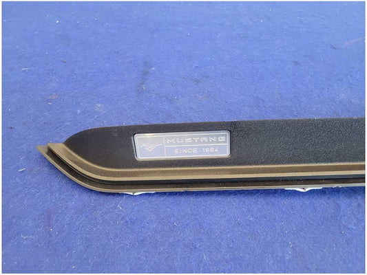 2015-2017 Ford Mustang GT S550 Passenger Dash Plaque Emblem Ornament 2777