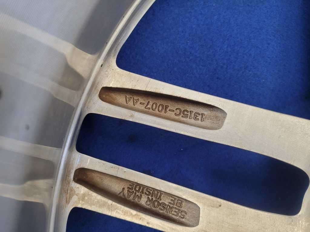44017327