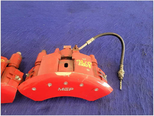 1994-1998 Ford Mustang GT 5.0L Pair Front Brake Calipers Pads Covers 2668