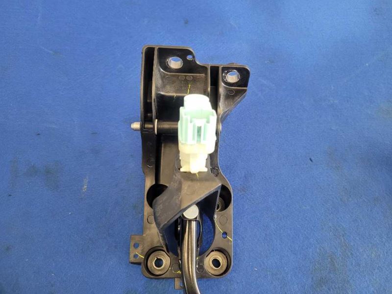 2018-2023 Ford Mustang GT S550 Brake Pedal Assembly Cage Box 2622 - The Parts Farm