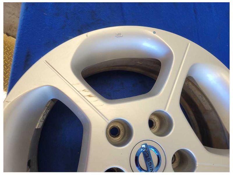 2011-2012 Nissan Leaf Wheel Rim 16x6.5 Alloy 5 Spoke Cap Silver 1856 - The Parts Farm