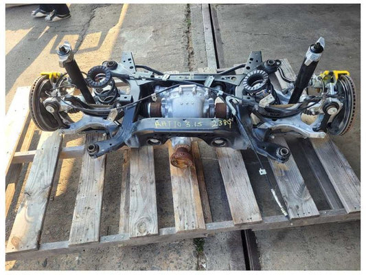 2015-2017 Ford Mustang GT 3.15 8.8 Differential IRS Axle Carrier Rear Shaft 2389