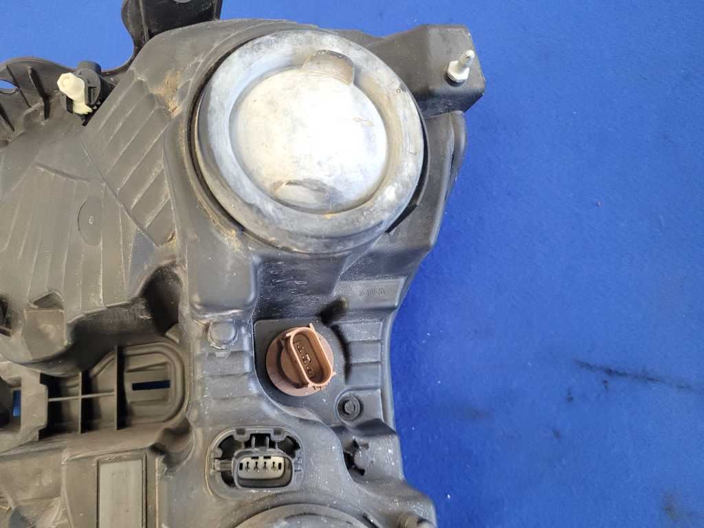 2015-2017 Ford F150 F-150 Pickup Truck Passenger Front Headlight Lamp Light 2663 - The Parts Farm