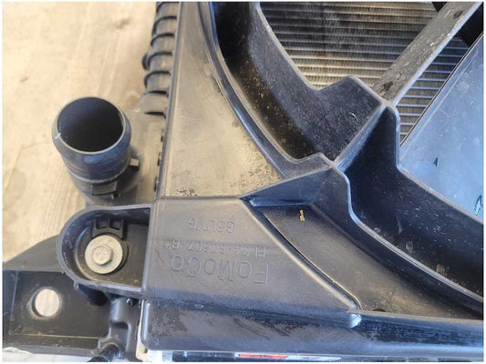 2015-2017 Ford F150 4x4 Pickup Truck Radiator Fan Condenser Engine Cooling 2786