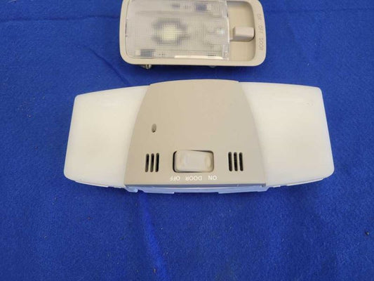 2011-2012 Nissan Leaf Upper Light Lamp Dome Front Rear 1856