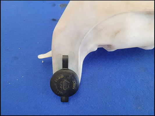 1999-2004 Ford Mustang GT 4.6L Windshield Wiper Reservoir Bottle 2640