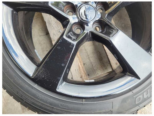2010-2015 Chevrolet Camaro SS Front 20x8 Black Spoke Wheel Rim *Scuff* 2588