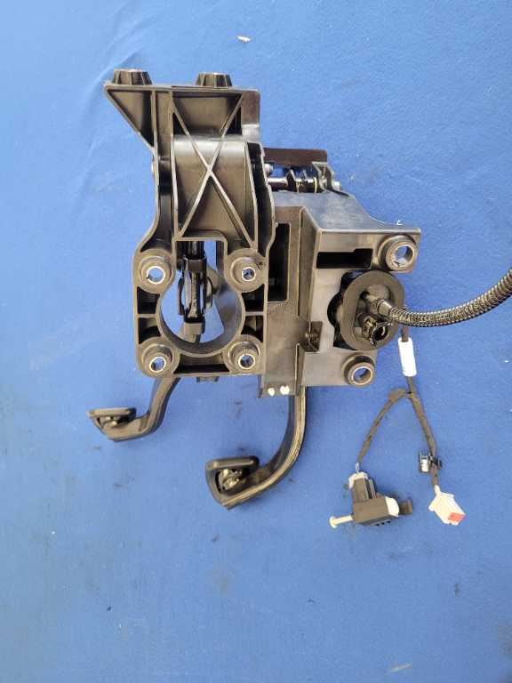 2018-2023 Ford Mustang GT S550 Pedal Cage Clutch Manual Transmission M/T 2644 - The Parts Farm