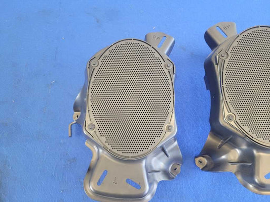 2011-2014 Ford Mustang GT S197 Convertible Pair Rear Speakers Audio 2639