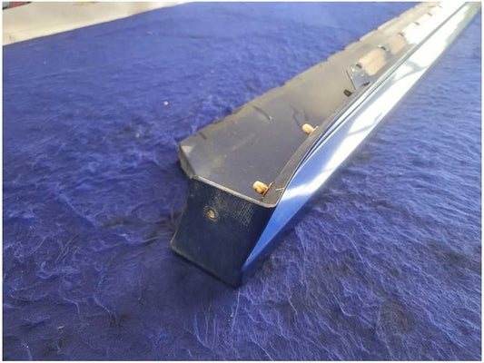 1999-2004 Ford Mustang GT Passenger Lower Rocker Panel Molding Paint SN 2624