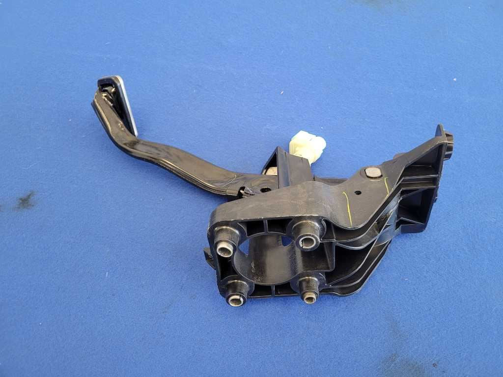 2018-2023 Ford Mustang GT S550 Pedal Cage Brake Automatic Transmission A/T 2648 - The Parts Farm