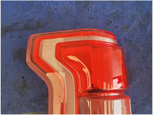 2015-2017 Ford F150 F-150 Truck Driver Rear Taillight BLIS Light Lamp 2854