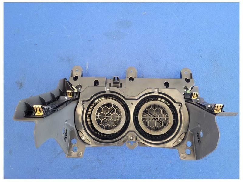 2021-2023 Chevrolet Camaro SS Single Zone HVAC Control Vent Temperature 2628 - The Parts Farm
