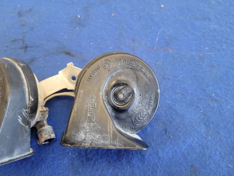 2010-2014 Ford Mustang GT 4.6L Horn Emergency Noise Safety Dual 2479 - The Parts Farm