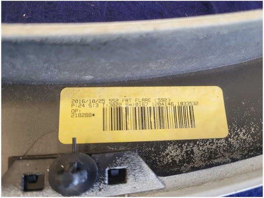 2015-2017 Ford F150 Pickup Truck Driver Fender Lip Molding Paint UG 2747