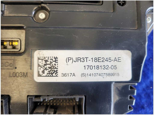 2018-2023 Ford Mustang GT S550 Radio Bezel 8in Faceplate No Heat Cool *Read*