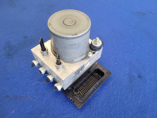 2010-2015 Chevrolet Camaro SS ABS Module Anti-Lock Brake System 2647