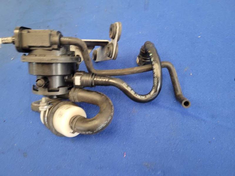 2014 Audi R8 V10 Coupe Fuel Vapor Charcoal Canister Leak Diagnosis Pump 2136 - The Parts Farm
