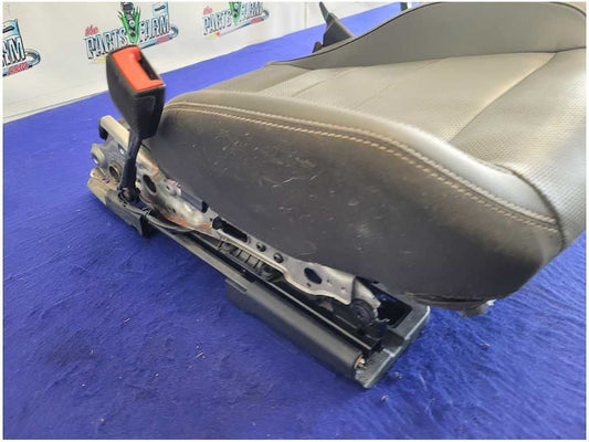 2018-2023 Ford Mustang GT S550 Driver Front Seat Power Track Heat Cool 2716