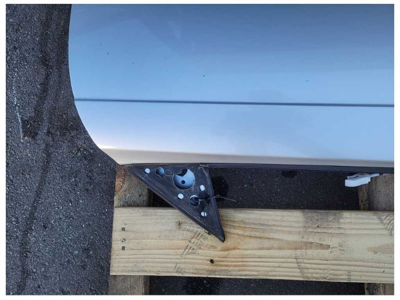 2001-2006 BMW M3 Convertible Passenger Front Door Shell Paint Silver 2451 - The Parts Farm