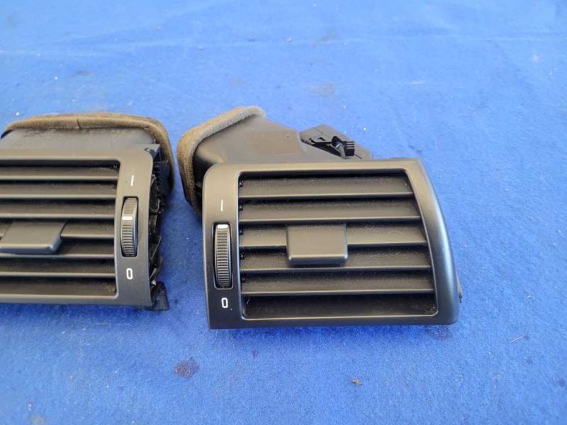 2001-2006 BMW M3 Convertible Air Vents Front Dash Duct HVAC 2451 - The Parts Farm