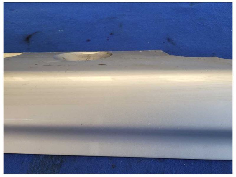 2001-2006 BMW M3 Convertible Passenger Lower Rocker Panel *Scuffs* Silver 2451 - The Parts Farm