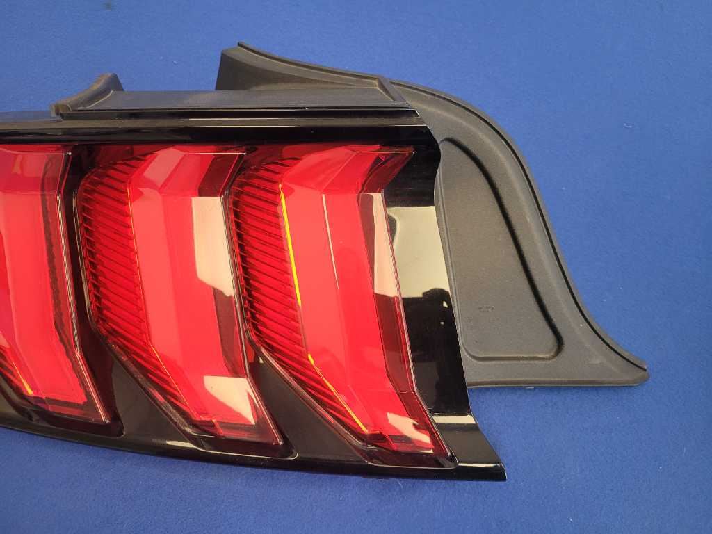 2018-2023 Ford Mustang GT S550 Driver LH Rear Taillight Brake Light 2609 - The Parts Farm