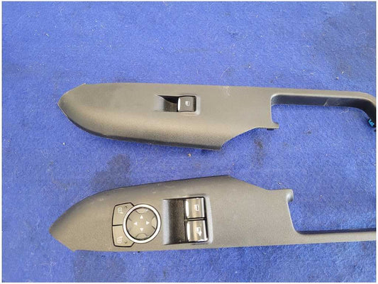 2015-2023 Ford Mustang GT S550 Pair Coupe Door Handle Window Switch 2834