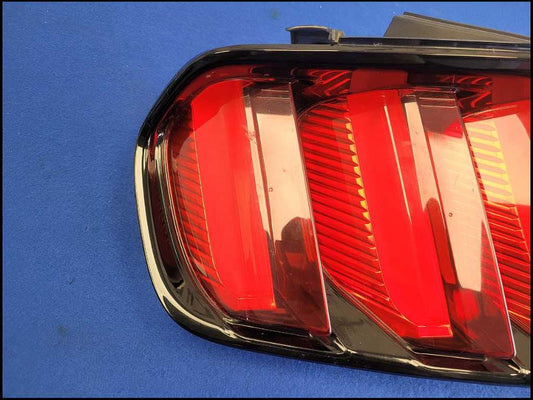 2015-2017 Ford Mustang GT S550 Driver LH Rear Taillight Brake Light 2667