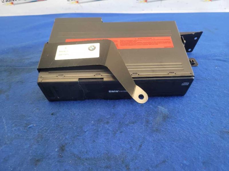 2001-2006 BMW M3 Convertible 6 Disc CD Changer Audio Player Old School 2448 - The Parts Farm