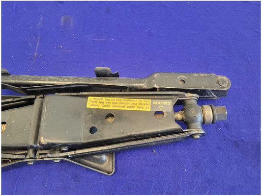 1993-1997 Pontiac Firebird Firehawk 5.7L Emergency Scissor Jack 2676