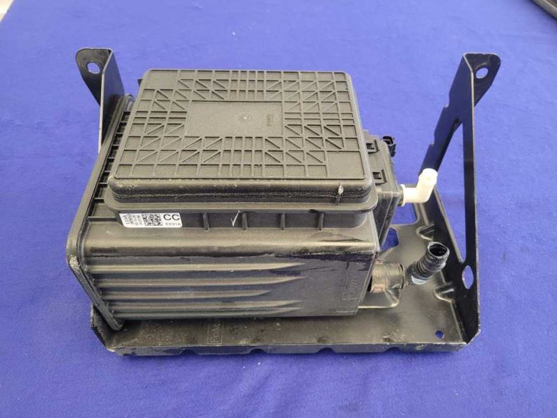 2020 Ford F250 Super Duty Pickup Truck Evaporator Canister Evap Emissions 2296 - The Parts Farm
