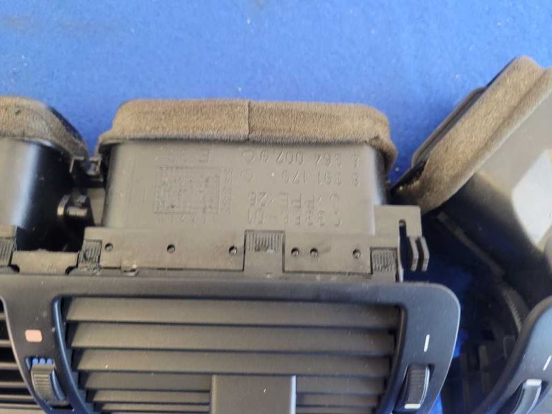 2001-2006 BMW M3 Convertible Air Vents Front Dash Duct HVAC 2448 - The Parts Farm