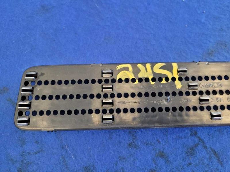 2001-2006 BMW M3 Convertible Driver Left Front Fender Vent Grill 2451 - The Parts Farm