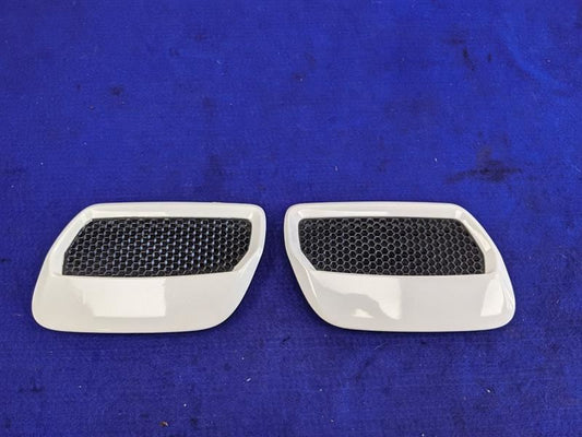 2018-2023 Ford Mustang GT S550 Pair Hood Vents Scoops Air Duct Paint YZ