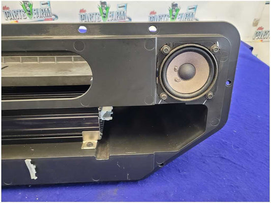 2005 Chevrolet SSR Pickup Truck Rear Speaker Box Amplifier Audio Sound 2682