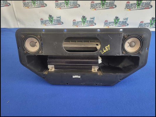 2004 Chevrolet SSR Pickup Truck Rear Speaker Box Amplifier Audio Sound 2687