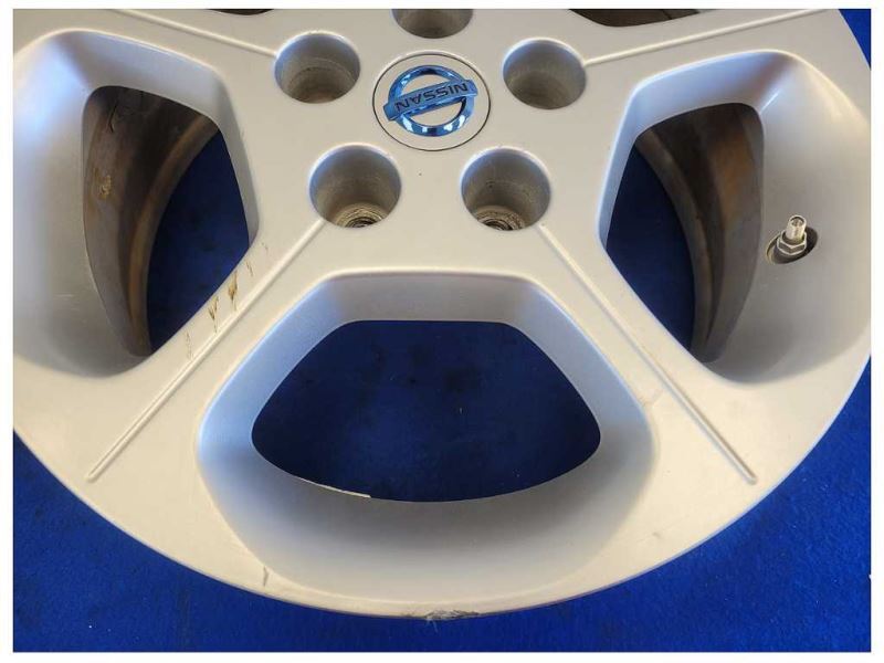 2011-2012 Nissan Leaf Wheel Rim 16x6.5 Alloy 5 Spoke Cap Silver 1856 - The Parts Farm