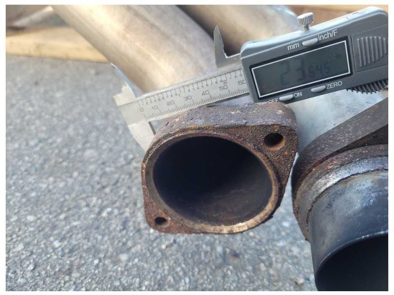 2001-2006 BMW M3 Convertible Exhaust Mid Pipe Center Section Intermediate 2451 - The Parts Farm