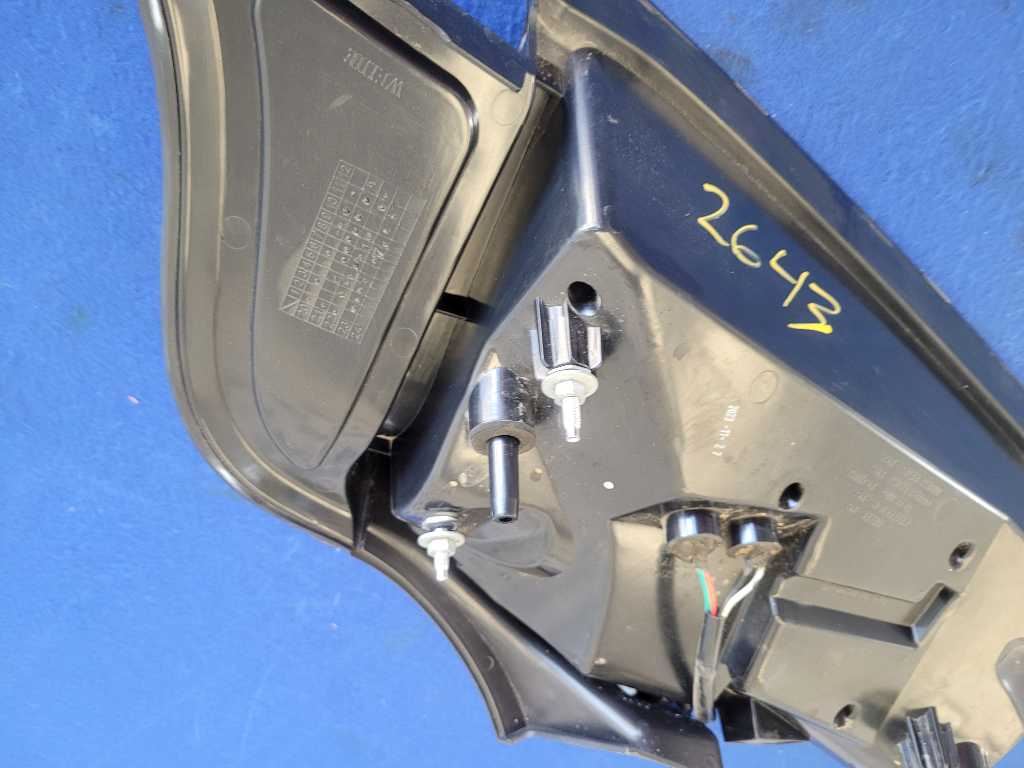 2015-2017 Ford Mustang GT S550 Passenger Aftermarket Taillight Clear Light 2643 - The Parts Farm