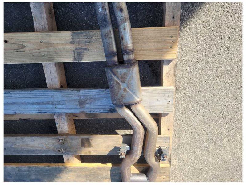 2001-2006 BMW M3 Convertible Exhaust Mid Pipe Center Section Intermediate 2451 - The Parts Farm