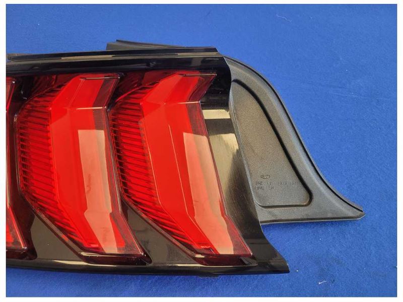 2018-2023 Ford Mustang GT S550 Driver Left Rear Tailllight Lamp Brake 2574 - The Parts Farm
