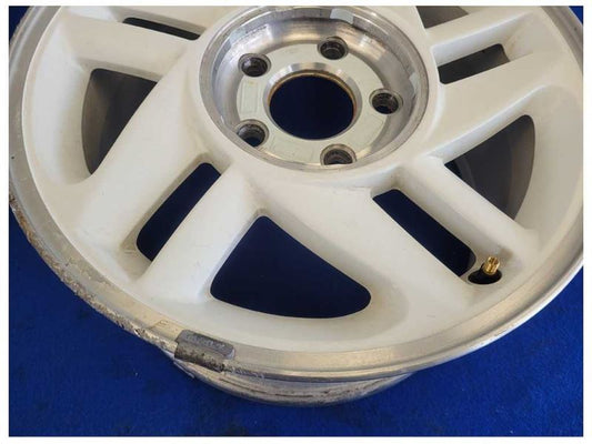 1993 Chevrolet Camaro Z28 Coupe Indy Wheel 16x8 Split Spoke White *Scuffs* 2546