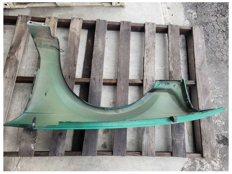 1999-2004 Ford Mustang GT 4.6L Passenger RH Front Fender Body Paint SW 2312 - The Parts Farm