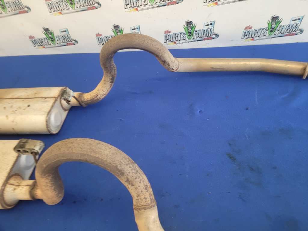 1994-1995 Ford Mustang GT Flowmaster Muffler Exhaust Pipe Bent Tip 2631 - The Parts Farm