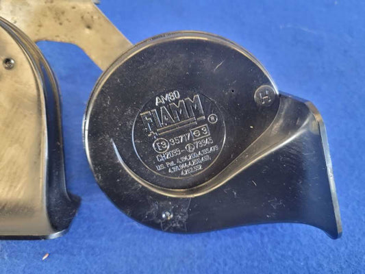 1994-1998 Ford Mustang GT Cobra Dual Horn Front Emergency Noise 2678