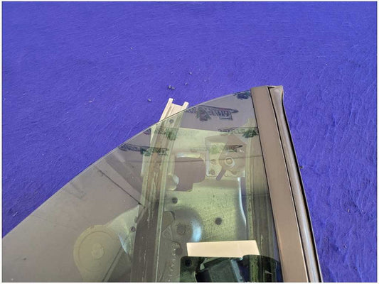 1999-2004 Ford Mustang Cobra GT Convertible Passenger Window Quarter Glass 2713