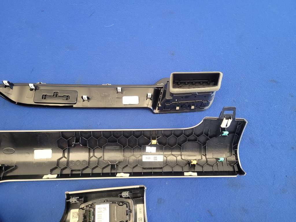 2018-2023 Ford Mustang GT S550 Dash Trim Kit Premium Vent Bezel 2648 - The Parts Farm